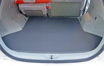 EVA коврики на Toyota Prius Alpha 2011 - 2021 в Якутске