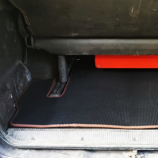 Коврики на Toyota Hiace (H100) 1989 - 2005 в Якутске