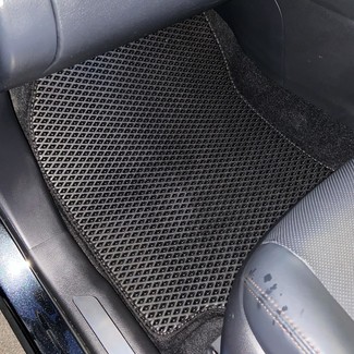 Коврики на Toyota Harrier IV 2020 - 2025 в Якутске