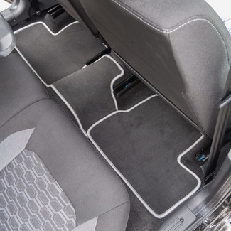 Коврики на Lada (ВАЗ) Granta 2011 - 2025 в Якутске