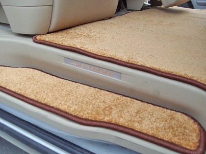 Коврики на Toyota Alphard (H20) 2008 - 2015 в Якутске