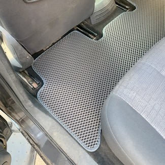 Коврики на Renault Scenic II 2003 - 2010 в Якутске