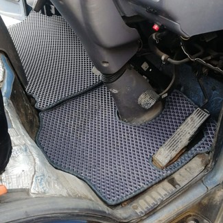 Ворсовые коврики на Nissan Atlas (F23) 1992 - 2007 в Якутске