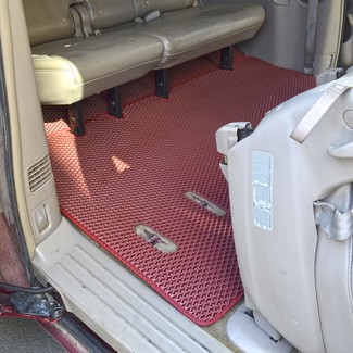 Коврики на Toyota Sienna II 2003 - 2010 в Якутске