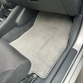 Коврики на Nissan Tiida (C11) 2004 - 2014 в Якутске