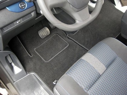 Коврики на Opel Zafira Life 2019 - 2025 в Якутске