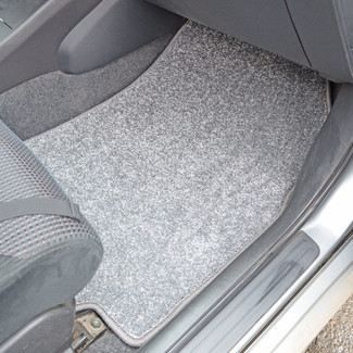 Коврики на Nissan Tiida (C11) 2004 - 2014 в Якутске