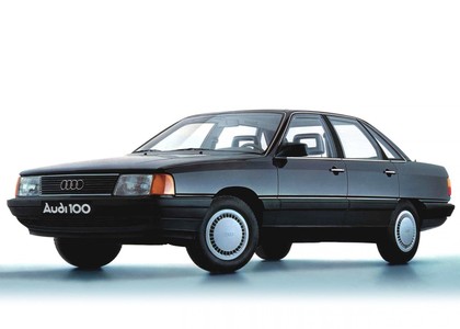 Коврики на Audi 100 (C3) 1982 - 1991 в Якутске
