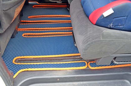 EVA коврики на Nissan Serena (C25) 2005 - 2010 в Якутске