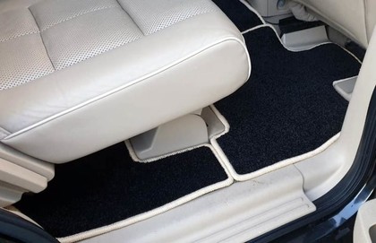 Коврики на Lincoln Navigator III 2006 - 2017 в Якутске