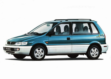 Коврики на Mitsubishi Space Runner I 1991 - 1999 в Якутске