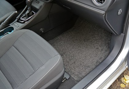 Ворсовые коврики на Toyota Corolla (E18) 2012 - 2019 в Якутске