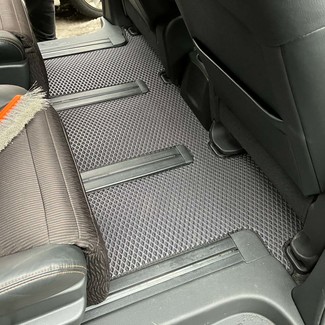 Коврики на Nissan Elgrand (E52) 2010 - 2025 в Якутске