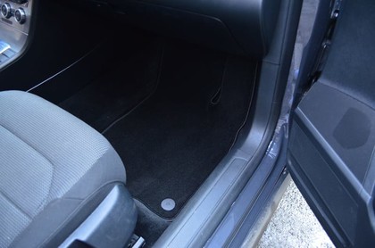 Коврики на Volkswagen Passat B6 2005 - 2011 в Якутске
