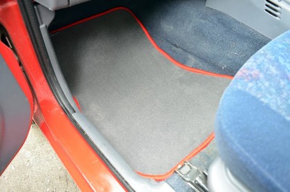 Ворсовые коврики на Toyota Cami 1999 - 2006 в Якутске