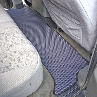 Коврики на Land Rover Discovery II 1998 - 2004 в Якутске