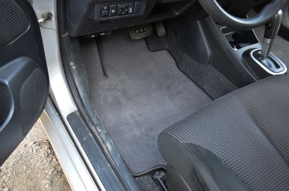 Коврики на Nissan Tiida (C11) 2004 - 2014 в Якутске
