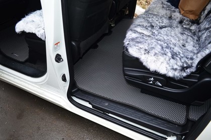 Коврики на Toyota Noah (R80) 2014 - 2021 в Якутске