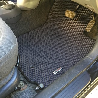 Ворсовые коврики на Toyota Vitz I 1998 - 2005 в Якутске