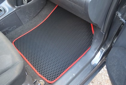 EVA коврики на Toyota Yaris II 2005 - 2011 в Якутске