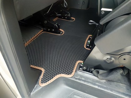 Ворсовые коврики на Volkswagen Caravelle (T6) 2015 - 2019 в Якутске
