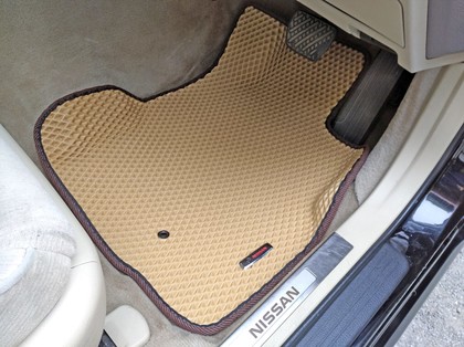 Коврики на Nissan Fuga (Y50) 2004 - 2009 в Якутске