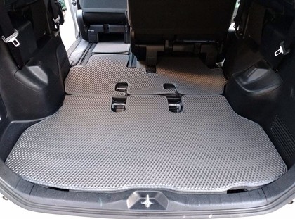 Коврики на Toyota Voxy (R80) 2014 - 2021 в Якутске