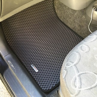 Ворсовые коврики на Toyota Vitz I 1998 - 2005 в Якутске