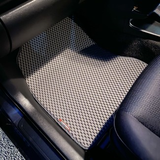 Коврики на Toyota Wish II 2009 - 2017 в Якутске