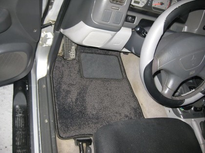 Коврики на Mitsubishi Montero Sport I 1996 - 2008 в Якутске