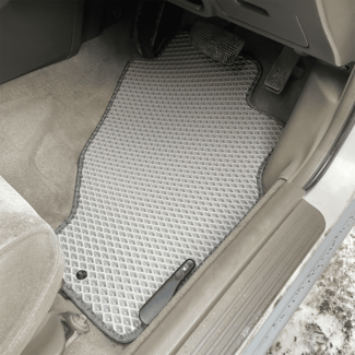 Коврики на Nissan Expert (W11) 1999 - 2006 в Якутске