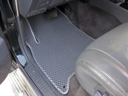 Коврики на Toyota Land Cruiser 80 1990 - 1997 в Якутске