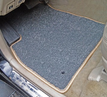 Ворсовые коврики на Lexus LX 470 1997 - 2007 в Якутске