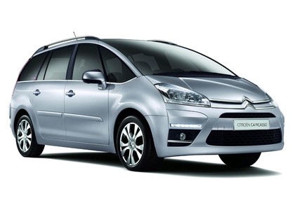 Коврики на Citroen C4 Picasso I 2006 - 2014 в Якутске