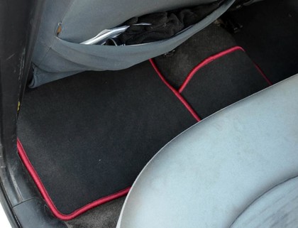 Коврики на Mitsubishi Colt VI 2002 - 2012 в Якутске