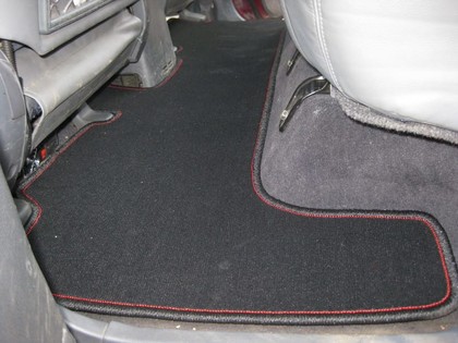 Коврики на Toyota Land Cruiser 80 1990 - 1997 в Якутске